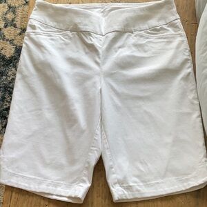 Belle by Kim Gravel White Bermuda Shorts Wide Waistband